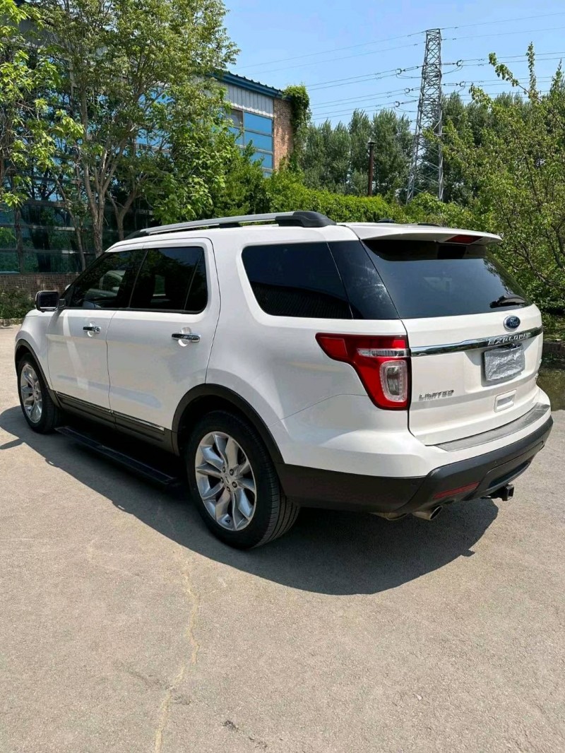 沈阳15年福特探险者4