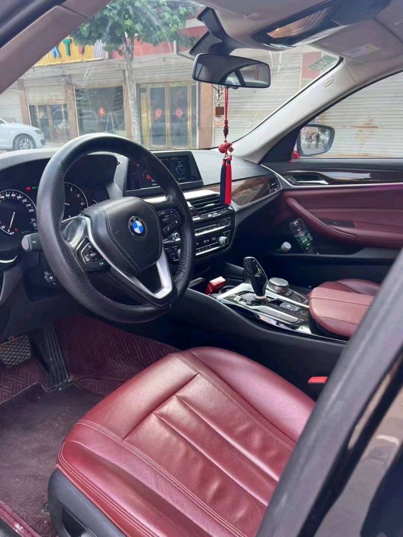 淮南18年宝马5系8