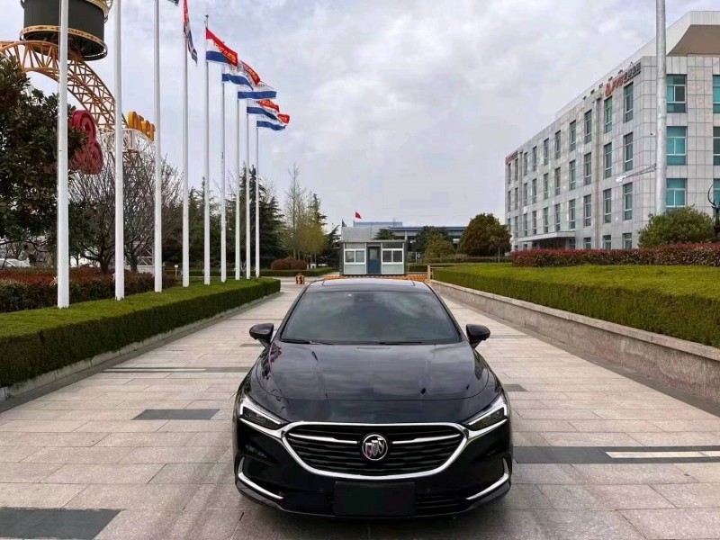 青岛20年别克君越1