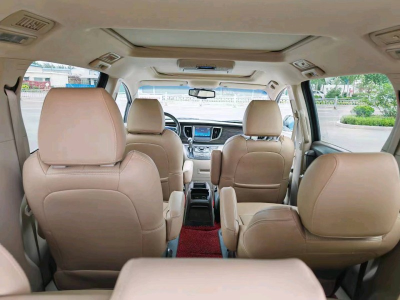 济南13年别克GL86