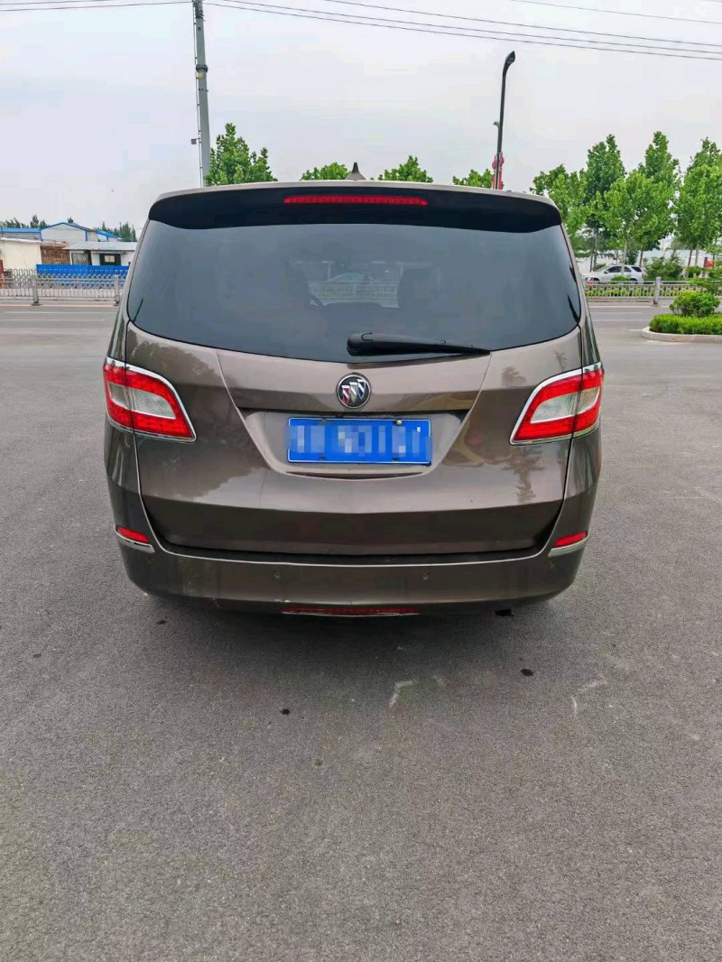 济南13年别克GL89