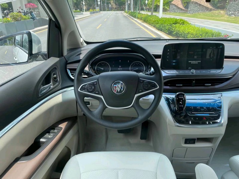 深圳23年别克GL85