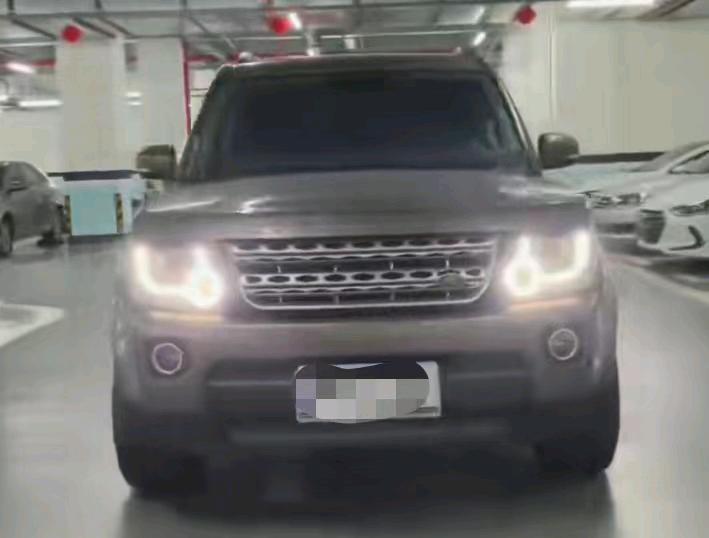 广州16年路虎发现1