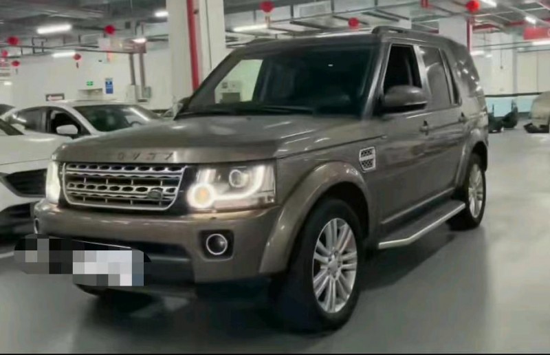 广州16年路虎发现2