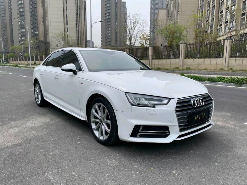 苏州18年奥迪A4L3
