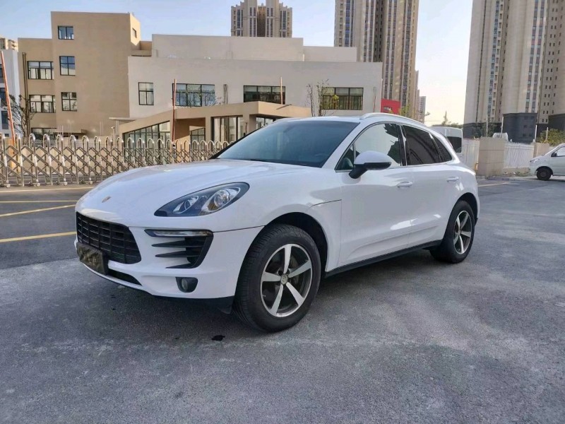 苏州15年保时捷Macan2