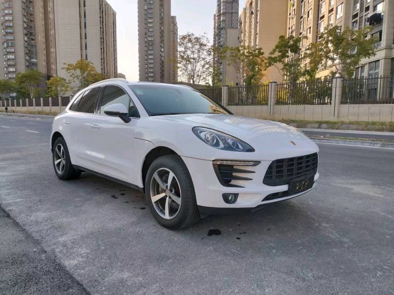 苏州15年保时捷Macan3