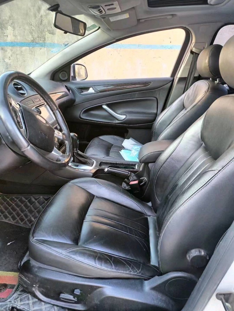 淄博15年福特蒙迪欧7