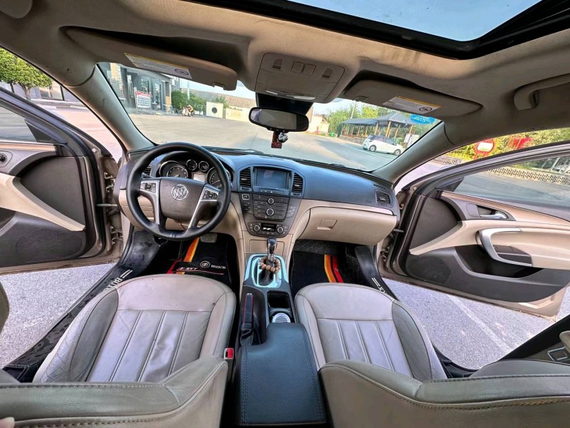 徐州12年别克君威5