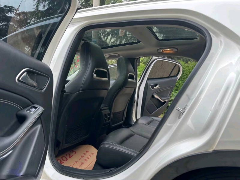 徐州17年奔驰GLA4