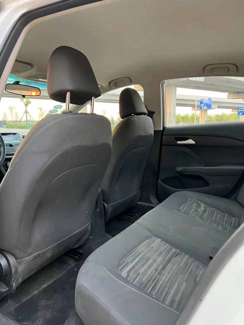 济宁18年雪佛兰科沃兹5