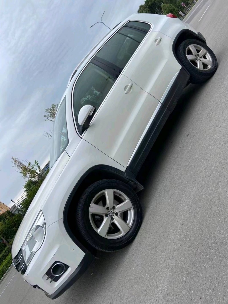 成都11年大众途观2