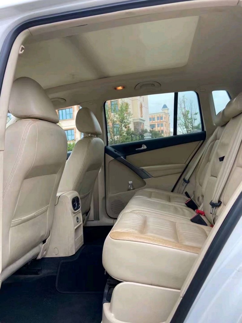 成都11年大众途观4