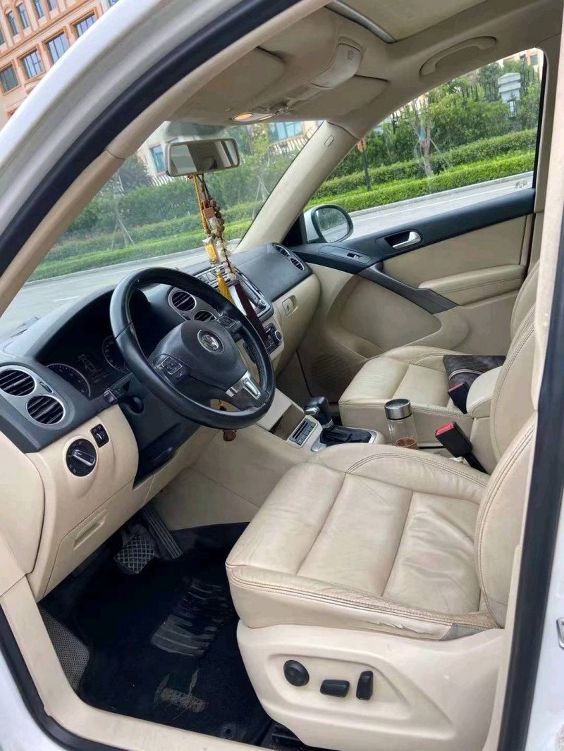 成都11年大众途观5