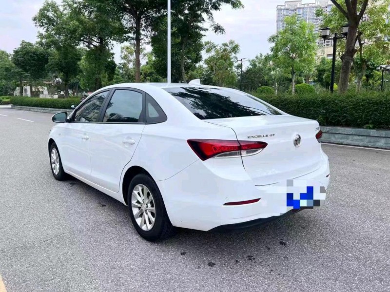 珠海19年别克英朗7