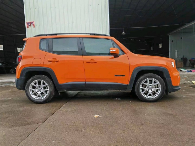 中山21年Jeep自由侠4