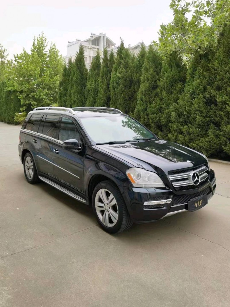 东营11年奔驰GL3