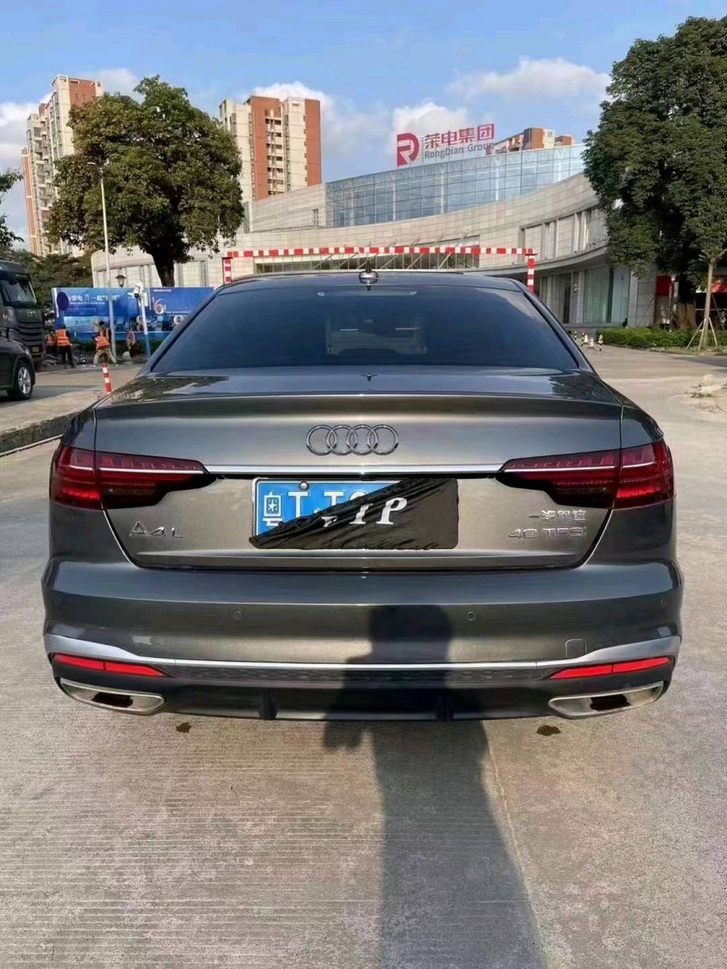 深圳20年奥迪A4L2