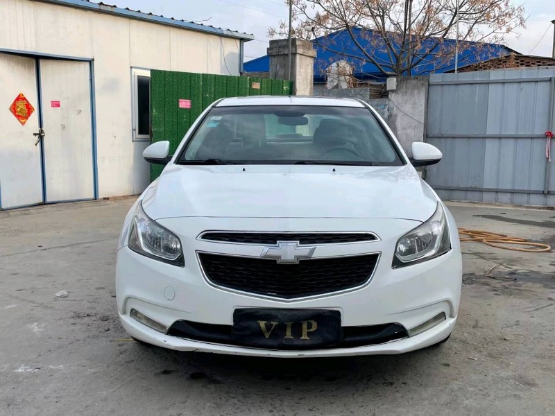 济宁15年雪佛兰科鲁兹1