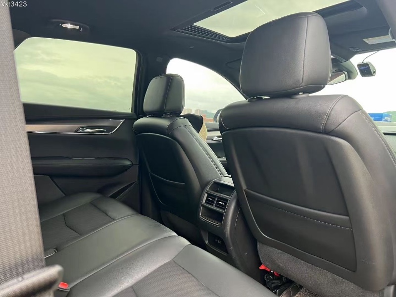 东莞20年凯迪拉克XT55