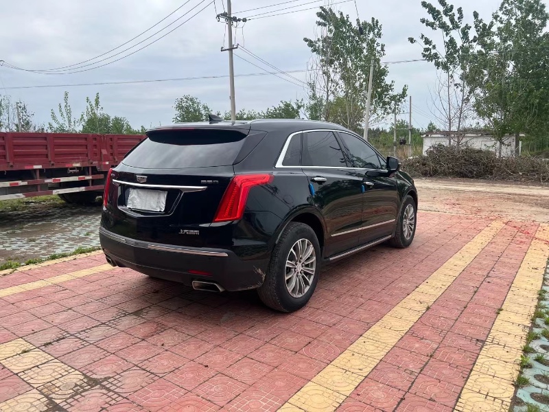 徐州18年凯迪拉克XT52