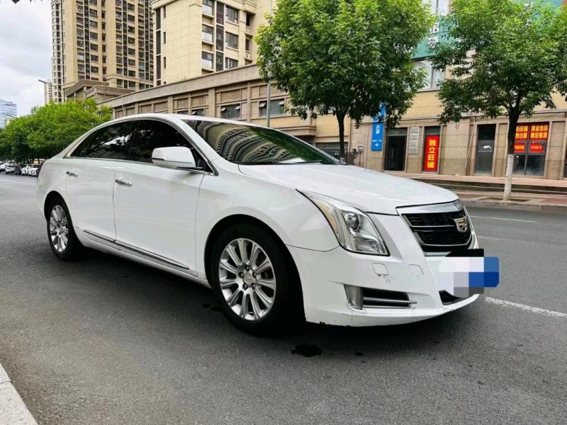 枣庄17年凯迪拉克XTS8