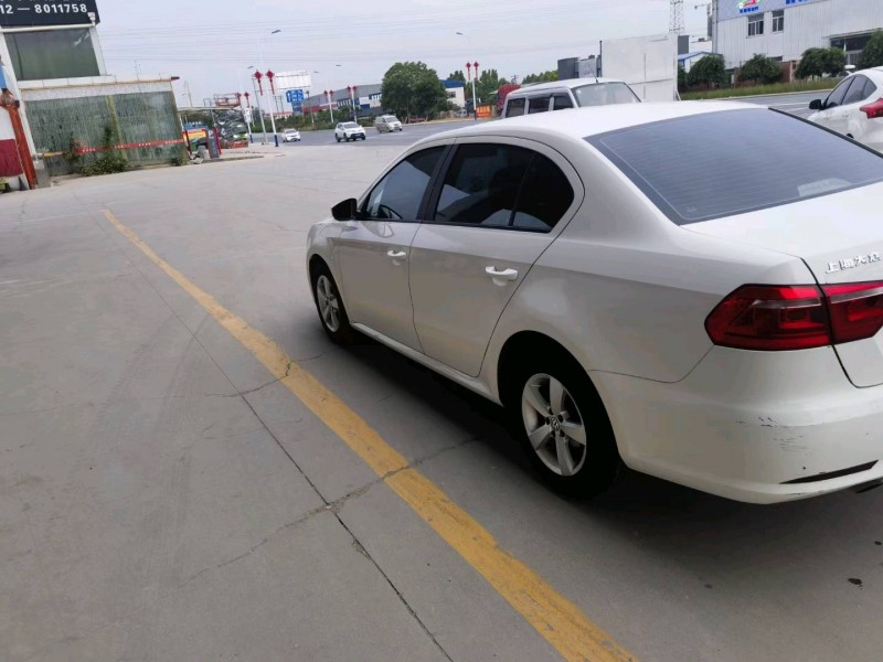 保定16年大众朗逸2