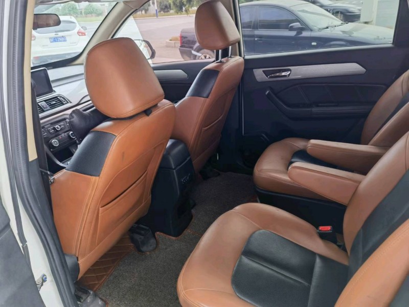 保定18年北汽威旺M50F7