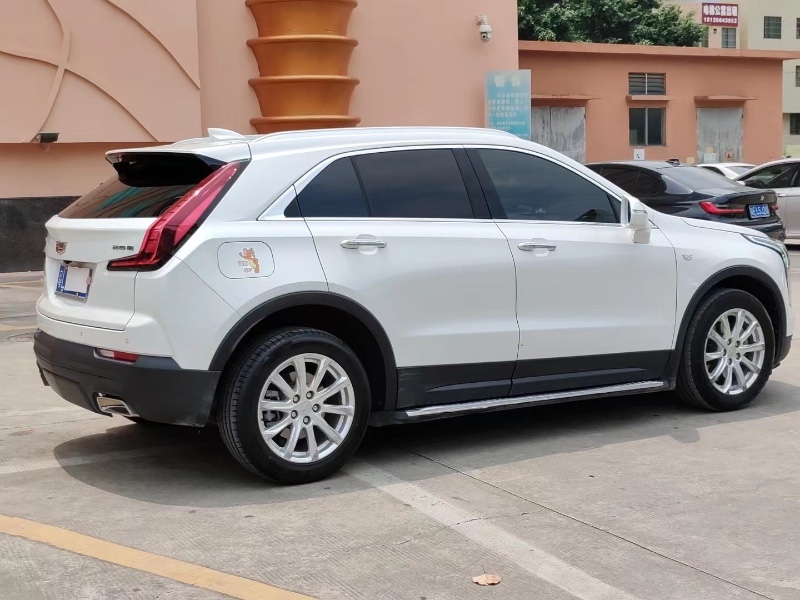 珠海22年凯迪拉克XT42