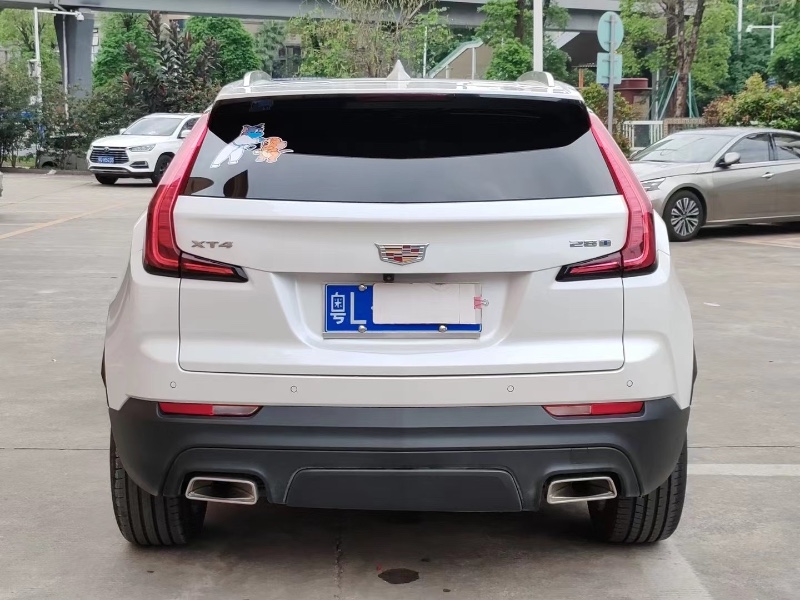 珠海22年凯迪拉克XT44