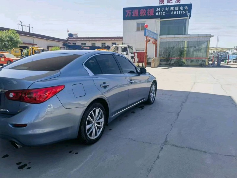 保定16年英菲尼迪Q504