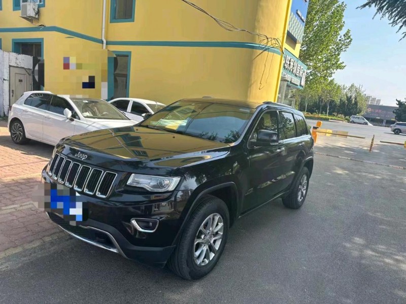 青岛16年Jeep大切诺基5
