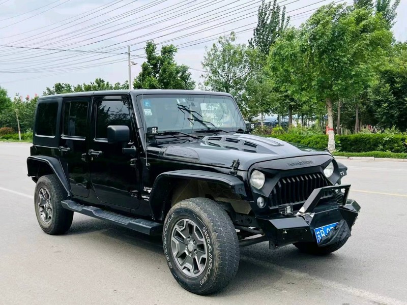 枣庄18年Jeep牧马人3