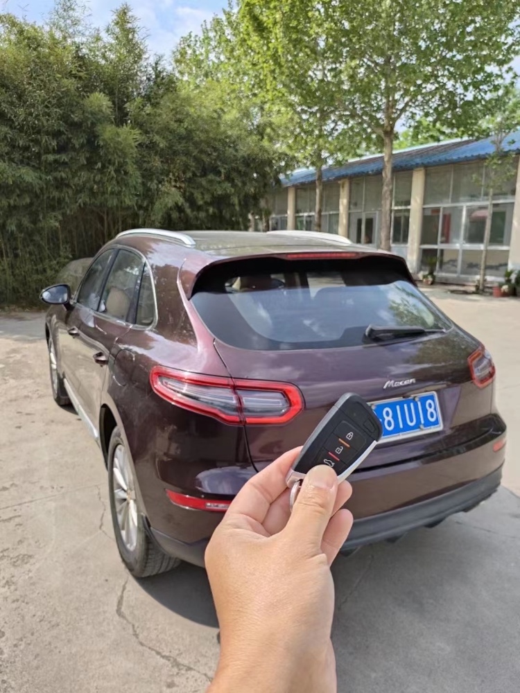 青岛17年众泰SR93