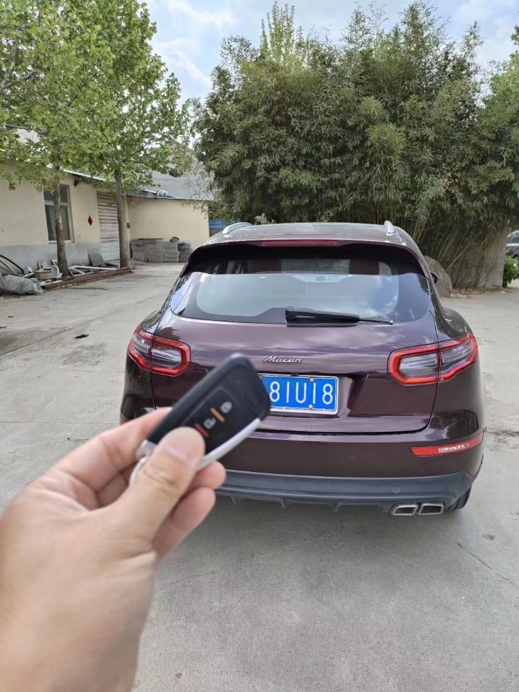 青岛17年众泰SR95