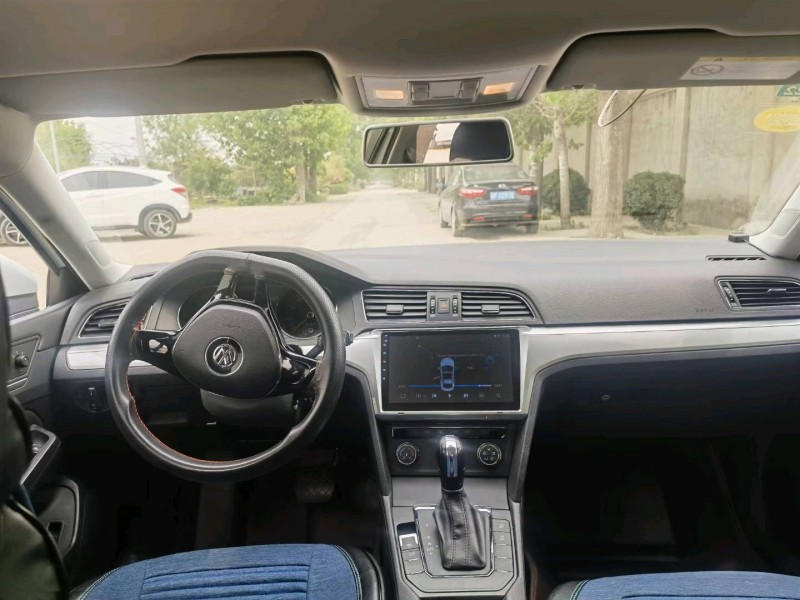 保定18年大众凌渡7