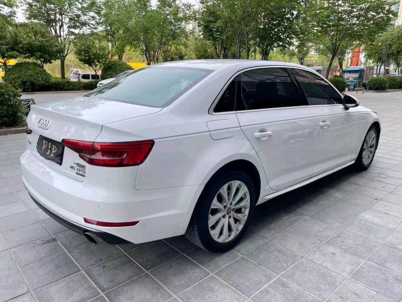 东营17年奥迪A4L7