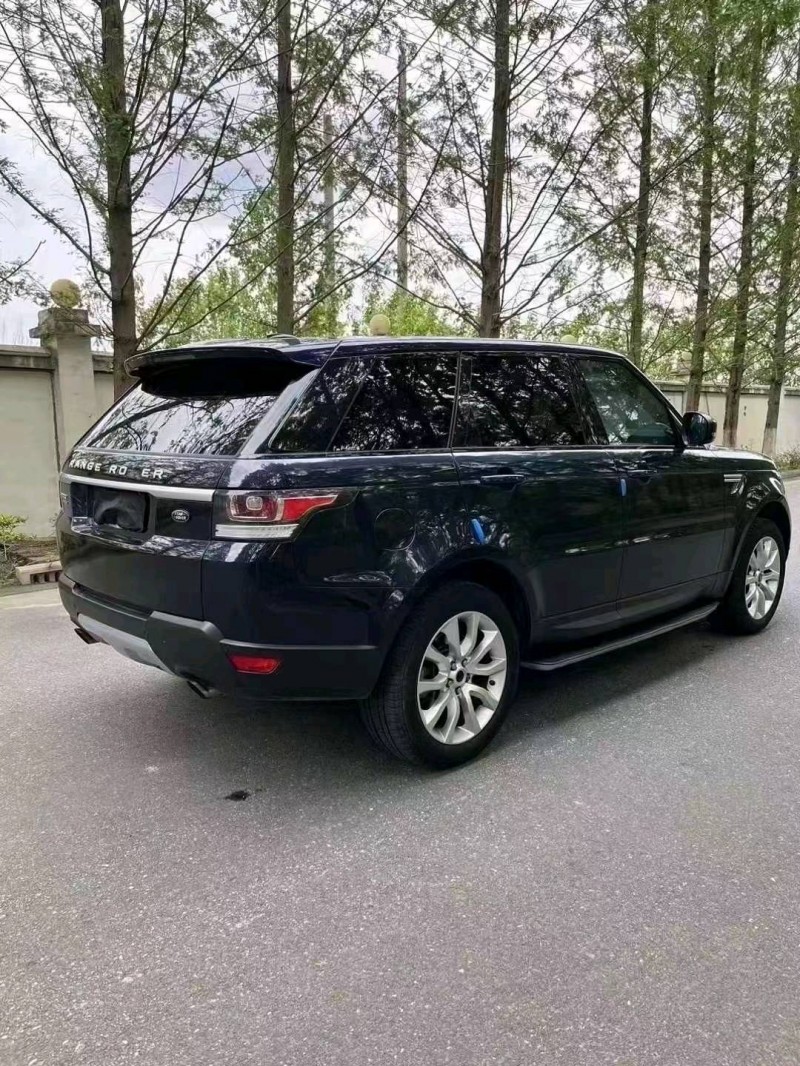 淄博13年路虎揽胜运动3