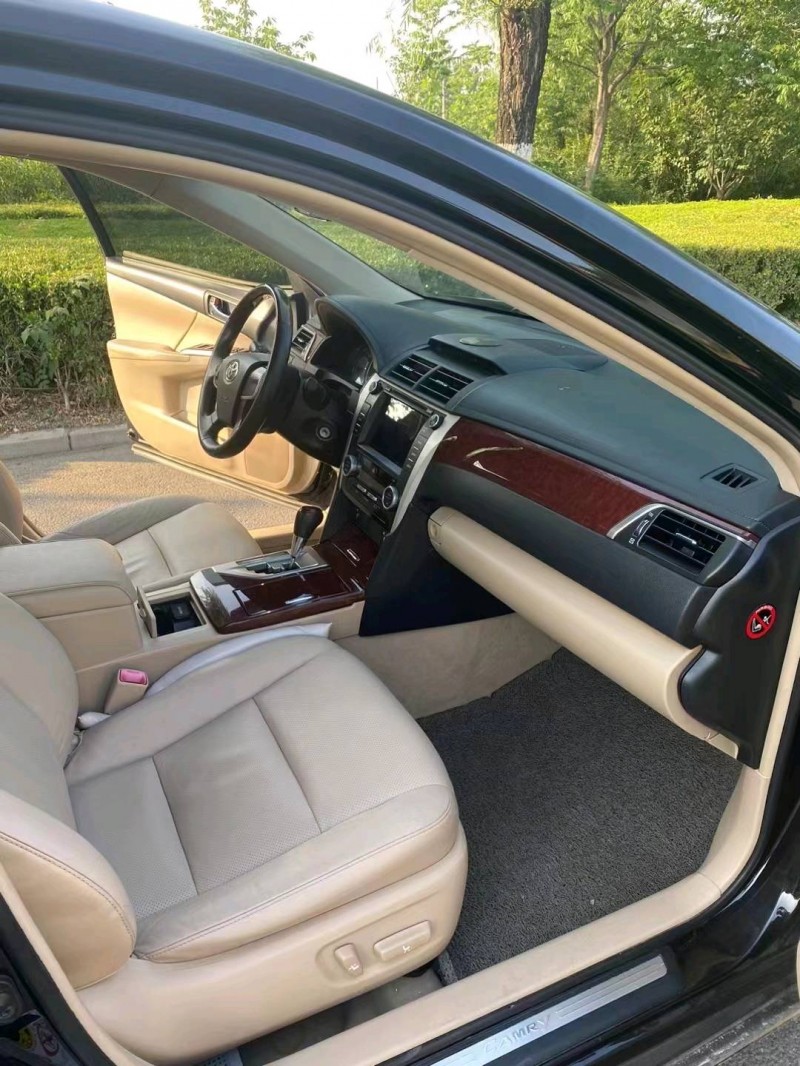 济南14年丰田凯美瑞7