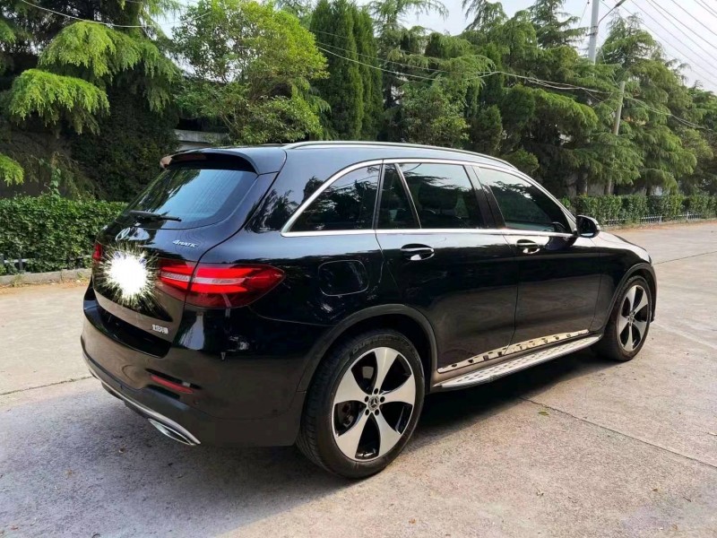 淄博18年奔驰GLC9