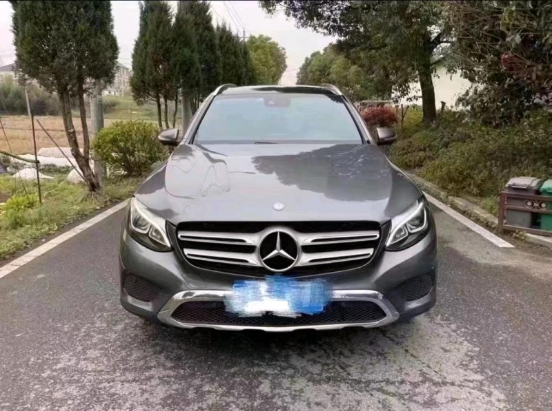 深圳16年奔驰GLC1