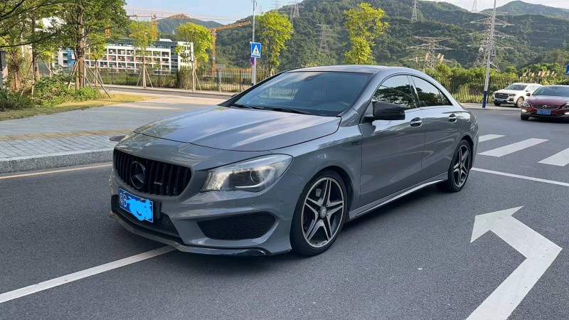 广州15年奔驰CLA3