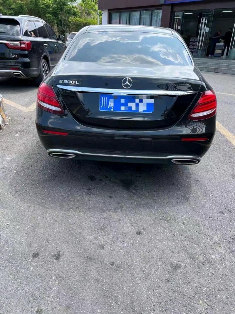 重庆20年奔驰E3