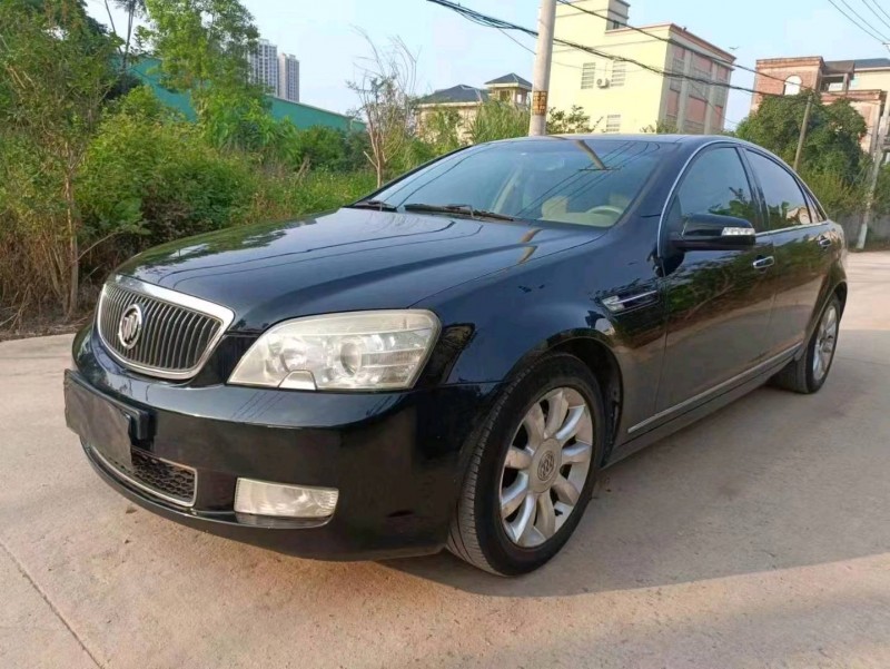 珠海11年别克林荫大道3