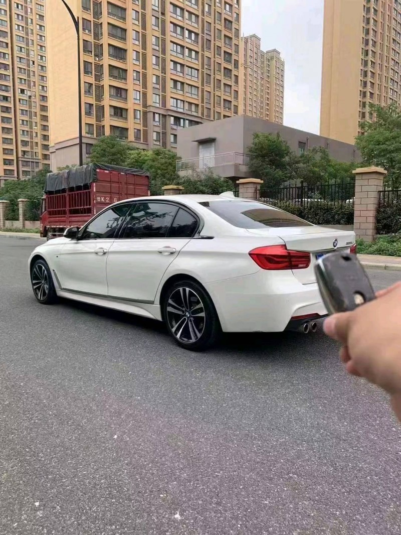 淮南18年宝马3系7