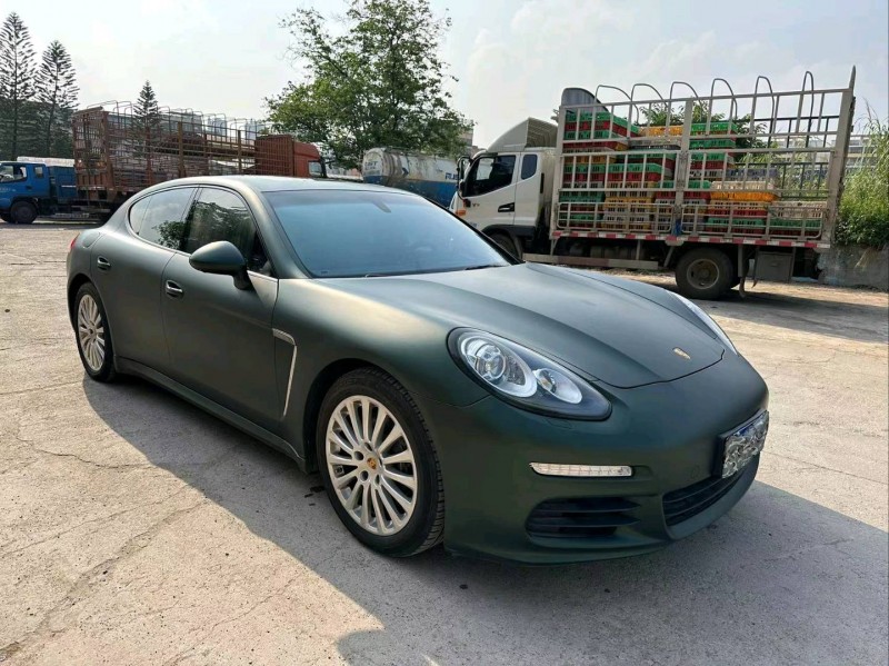 南宁15年保时捷帕拉梅拉2