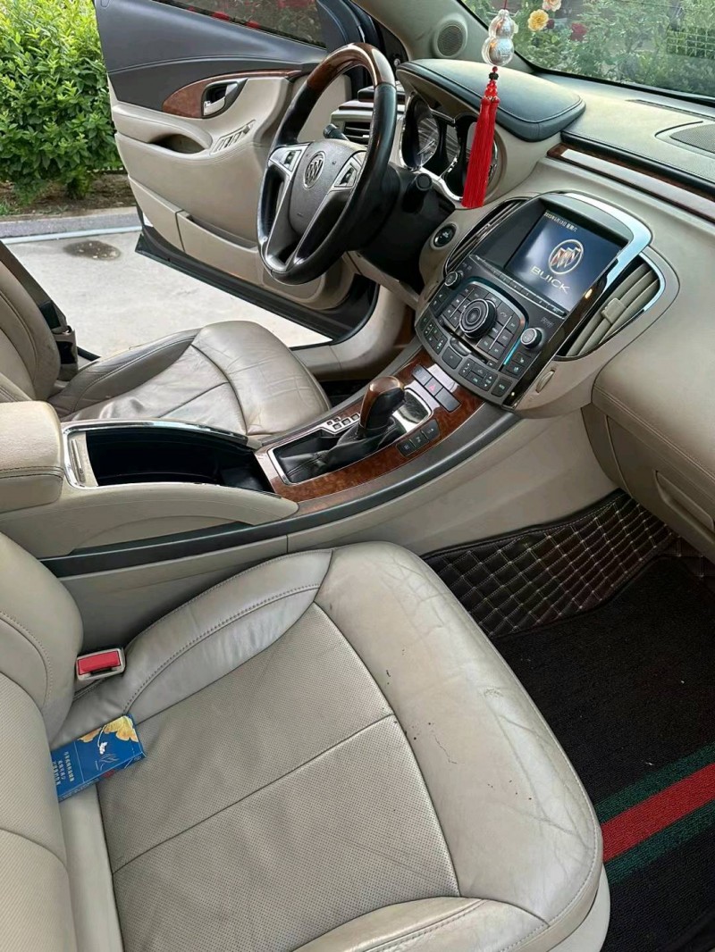 淄博12年别克君越6