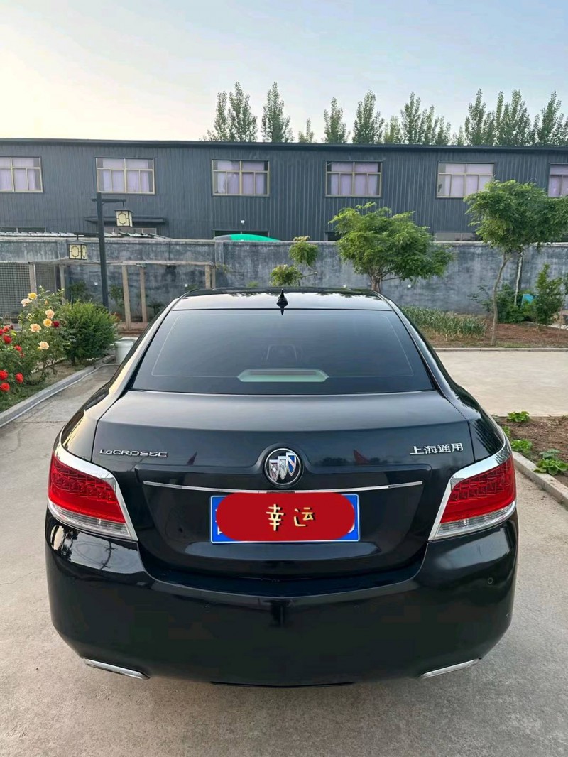 淄博12年别克君越9