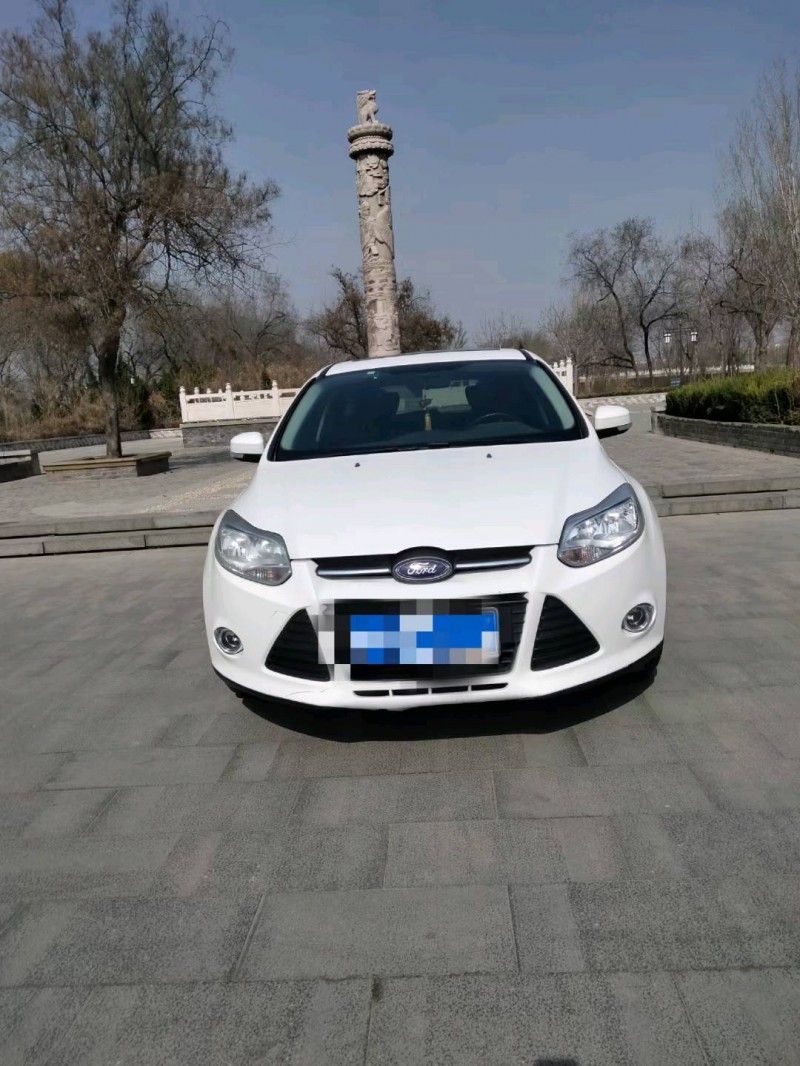 枣庄14年福特福克斯1