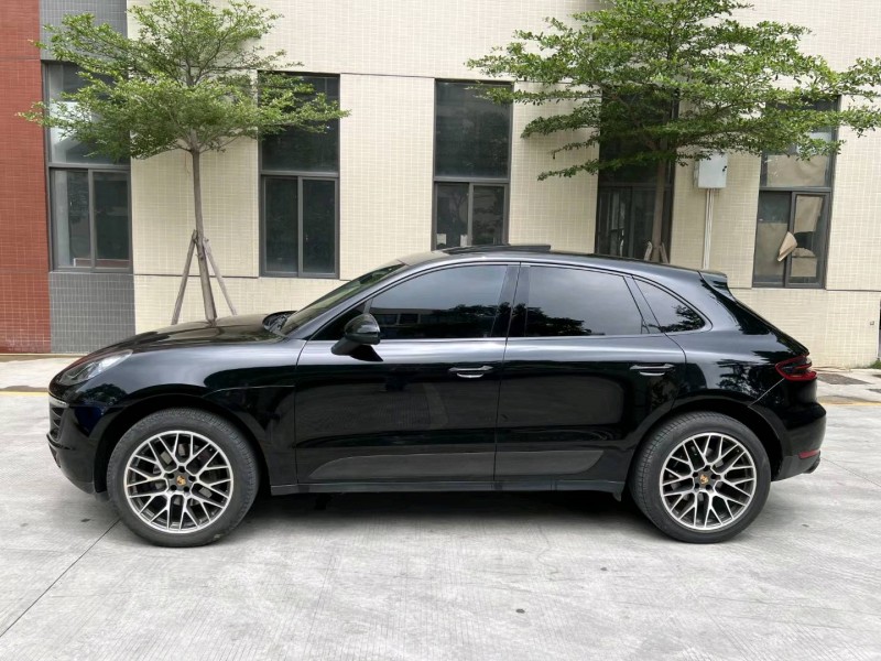 广州15年保时捷Macan8